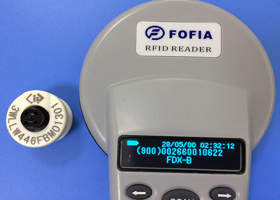 125Khz / 134Khz Rfid Animal Tags , Custom Ear Tags For Cattle PEUR Material